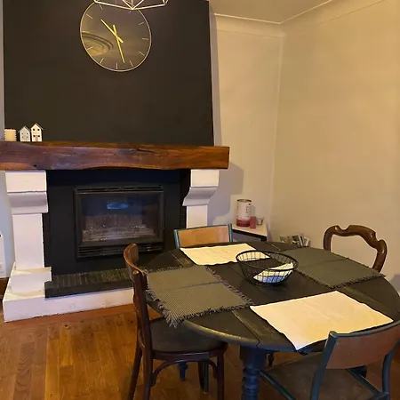 Townhouse, Sleeps 4, Hypercenter شقة